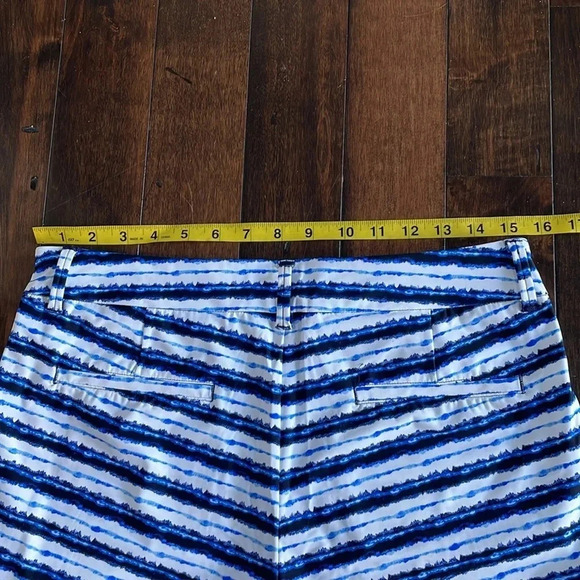 Spanx Sunshine Shorts 6" Womens M Blue Painted Stripe Pull On Pockets 50213R NWT - Picture 7 of 11